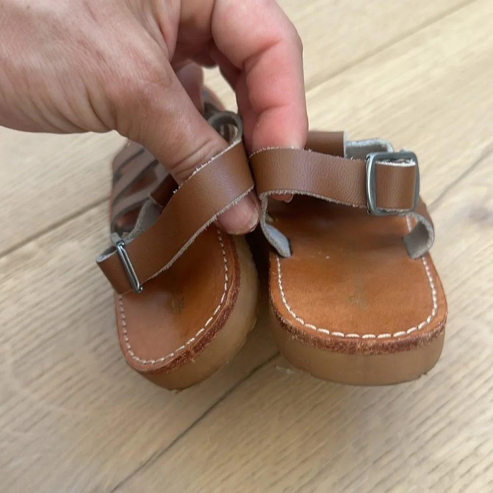 Freshly picked Cognac Bixby Sandal toddler 7 brown